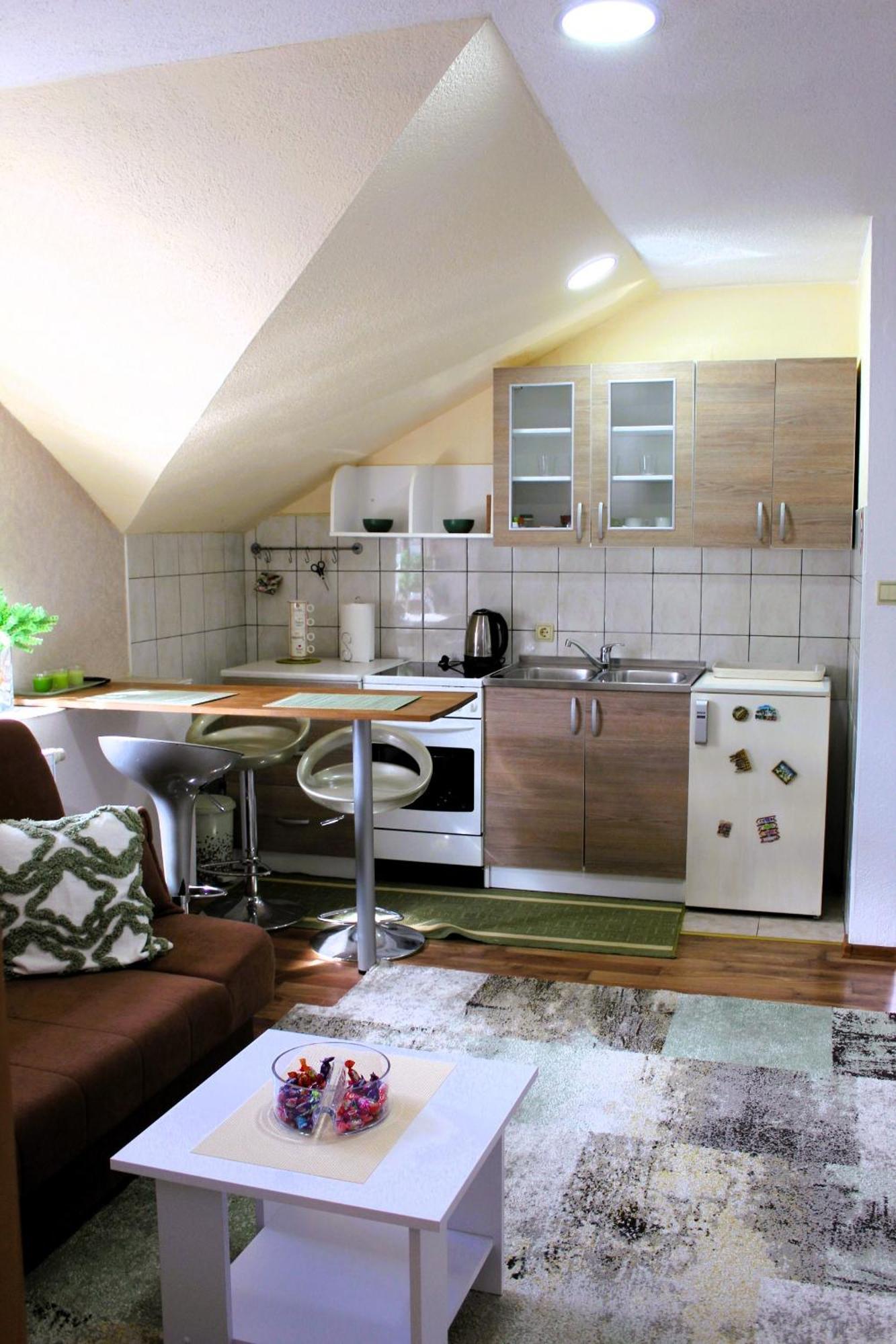 Svila Apartmani Bihać Eksteriør bilde