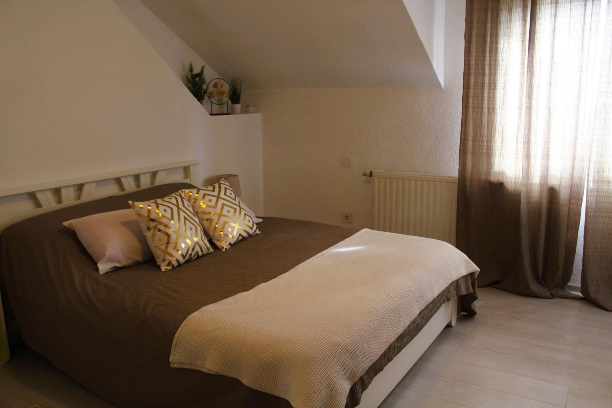 Svila Apartmani Bihać Eksteriør bilde